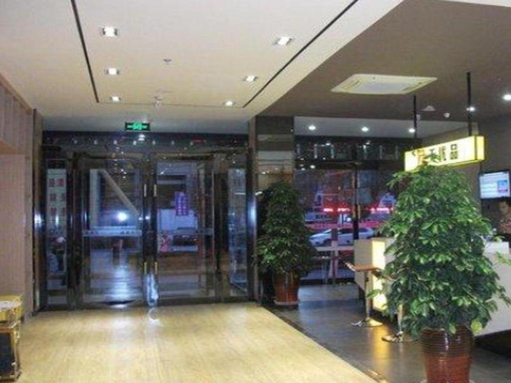 7 Days Premium Zhangye West Toursim Bus Station Экстерьер фото